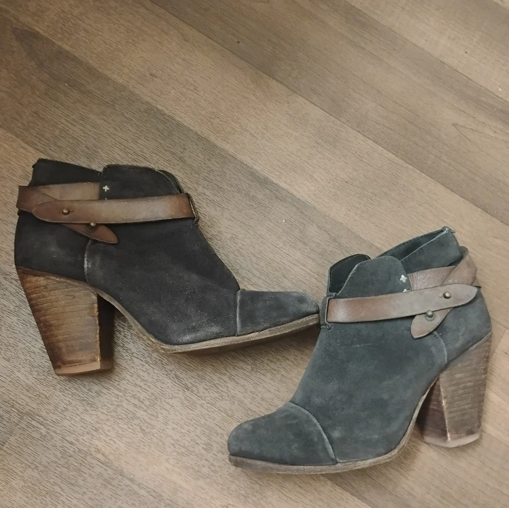 Rag & Bone Suede Harrow Ankle Booties Sz 38.5